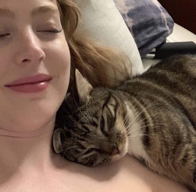 FILL UP MY THREE HOLES - Image 2