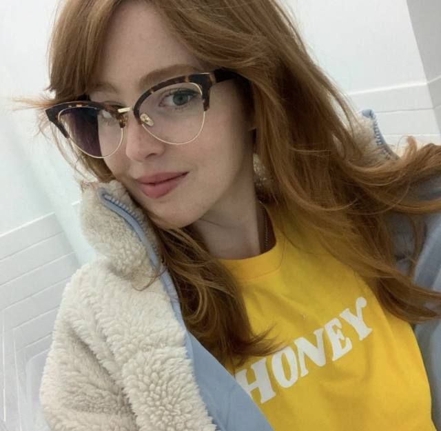 FILL UP MY THREE HOLES - Image 3