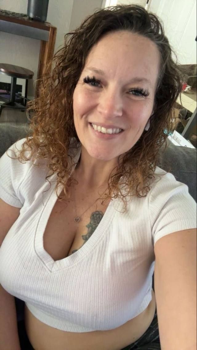 NO PAYMENT REQUIRED- SEXY SINGLE MOM FOR MEET AND FUCK AS LONG AS YOU KNOW HOW TO USE YOUR DICK 🍆🍑🍆💦. - Image 2